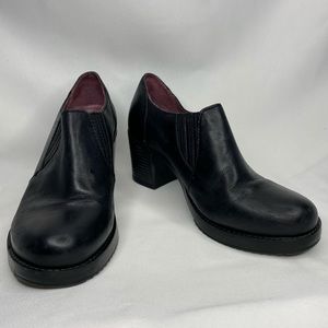 Dansko Women's Black Adrienne Antiqued Calf Bootie